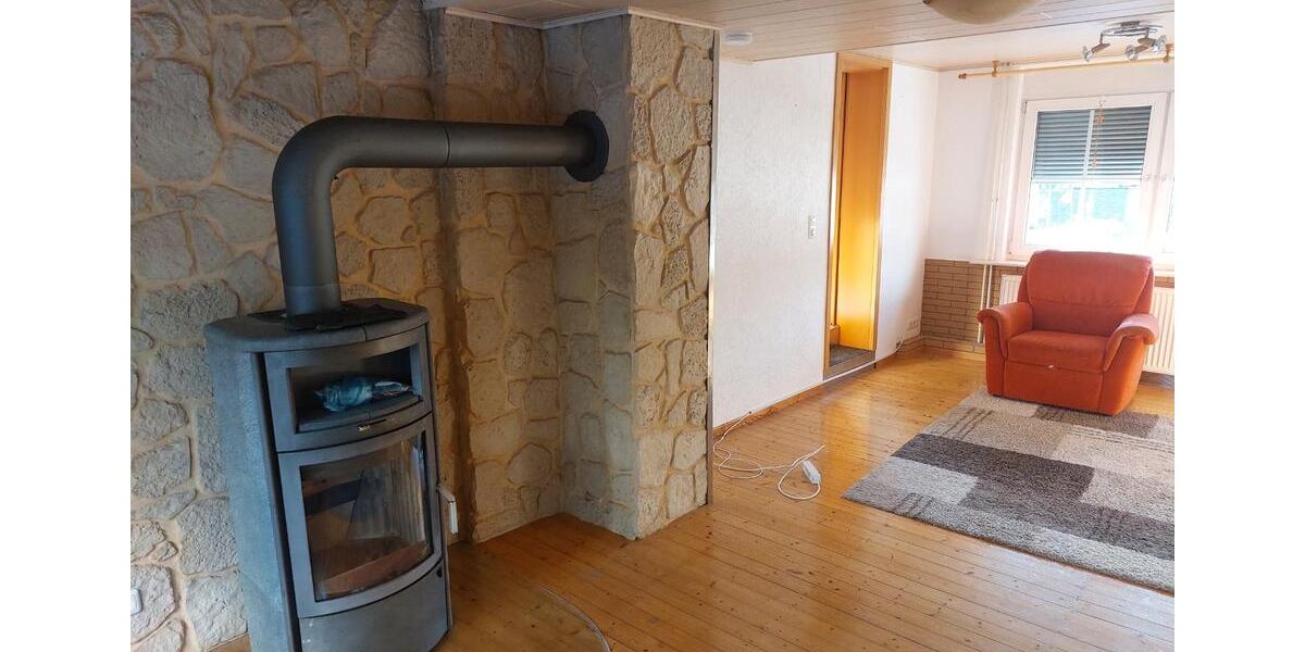 Etagenwohnung Greifenstein - 6 Zimmer, 100 m&sup2;, 450&euro; | Angebot:25947883