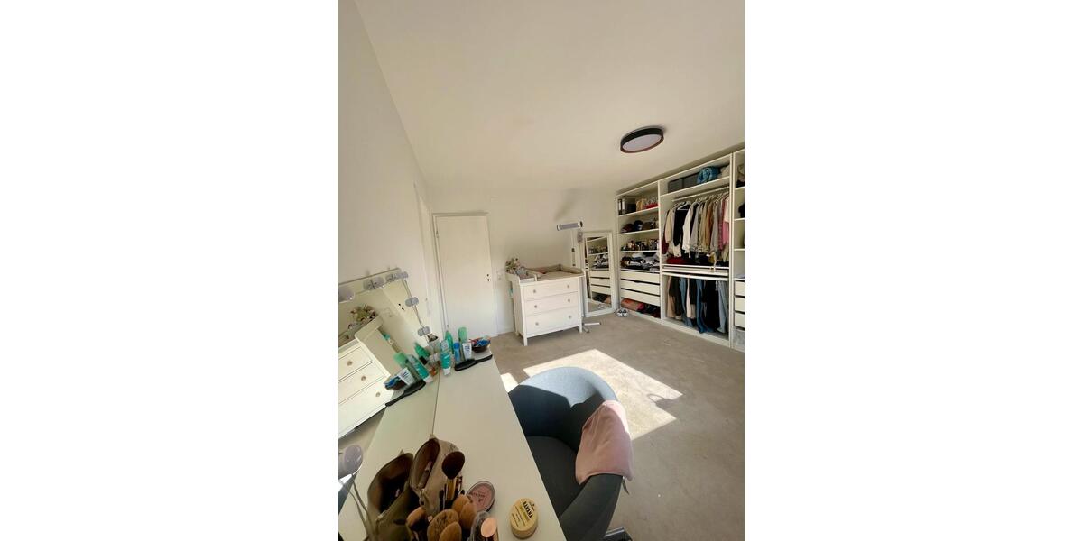 Einfamilienhaus Greifenstein - 17 Zimmer, 400 m&sup2;, 350.000&euro; | Angebot:25340391