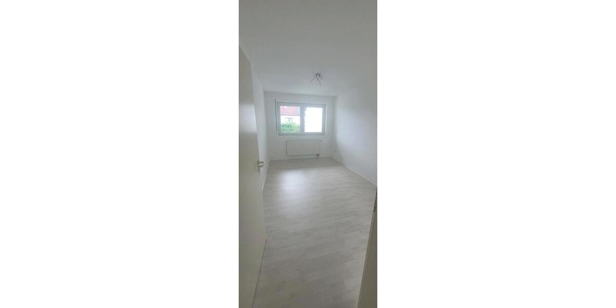 Etagenwohnung Lich - 3 Zimmer, 85 m&sup2;, 700&euro; | Angebot:24773022