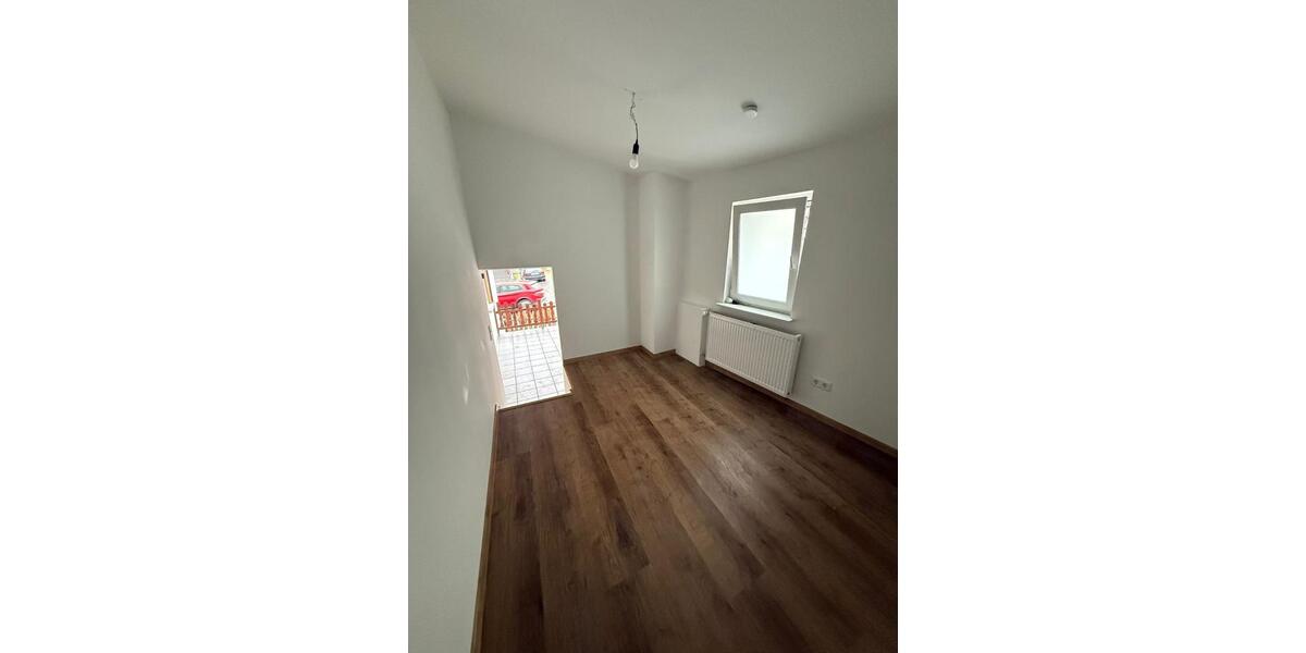 Einfamilienhaus Grünberg - 5 Zimmer, 136 m&sup2;, 195.000&euro; | Angebot:25901387