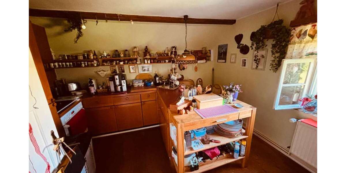 Einmalig: Großes Anwesen mit vielen Möglichkeiten im Grünen - Anwesen Ehringshausen | Angebot:27095964