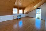 Dachgeschoßwohnung Herborn - 3 Zimmer, 87 m&sup2;, 820&euro; | Angebot:26676766