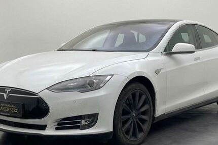 Tesla Model S 256.500 km 21.500 &euro; Gießen 35396