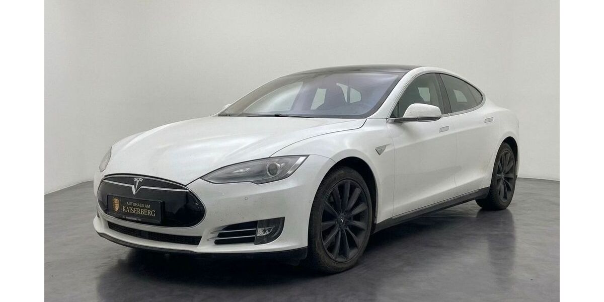 Tesla Model S 256.500 km 21.500 &euro; Gießen 35396