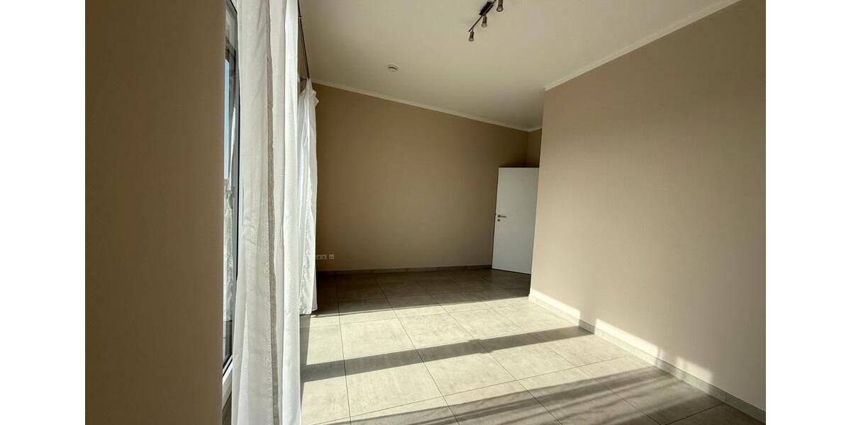 Etagenwohnung Pohlheim - 5 Zimmer, 120 m&sup2;, 1.400&euro; | Angebot:26297270
