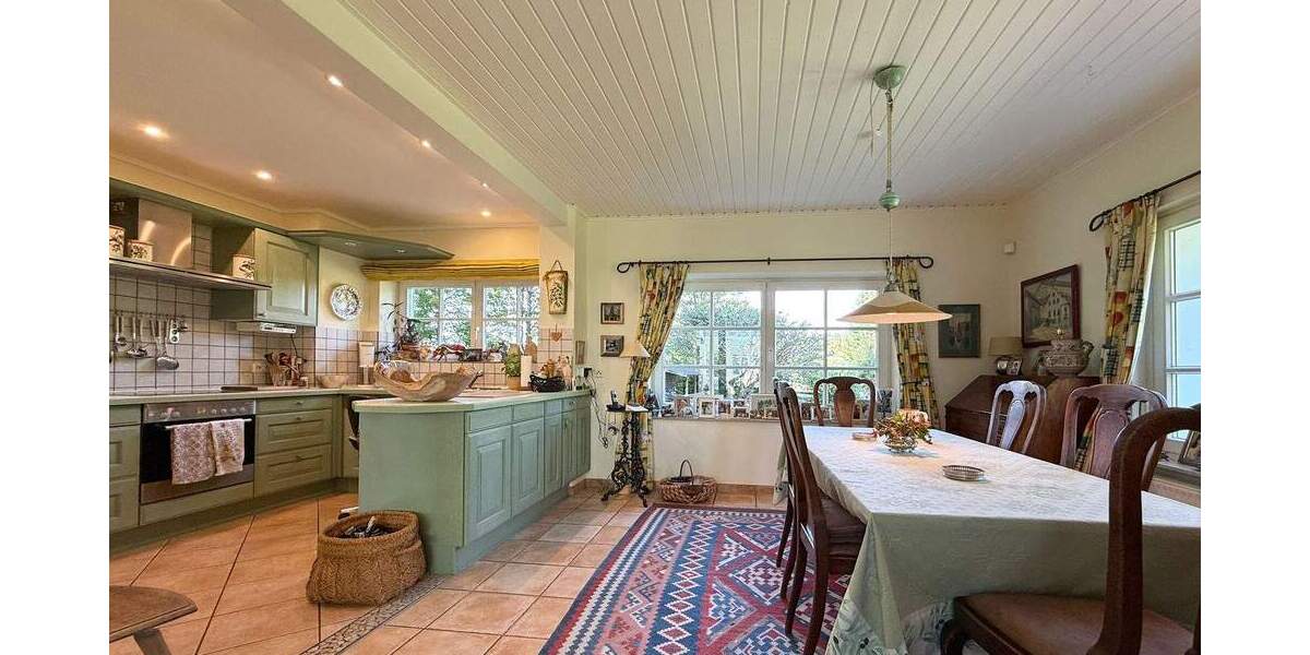 Mehrfamilienhaus, Wohnhaus Aßlar Bermoll - 6 Zimmer, 197 m&sup2;, 635.000&euro; | Angebot:25676853