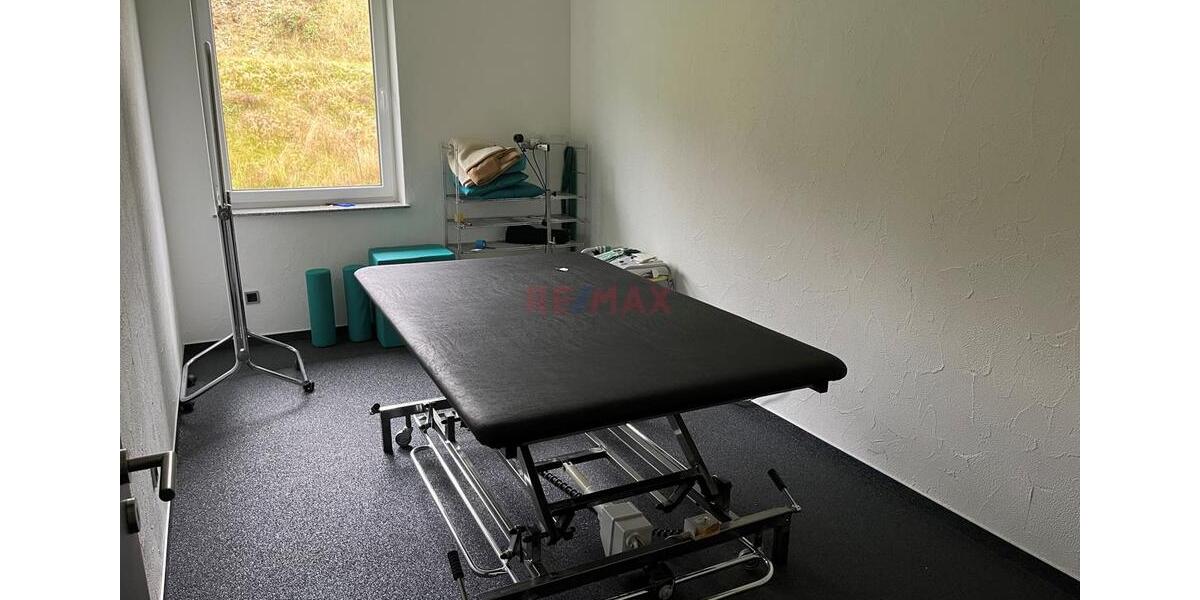 Gewerbeobjekt Waldsolms - 3.200&euro; | Angebot:23301587