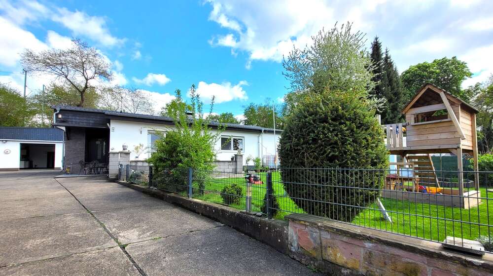 Einfamilienhaus Gießen Wieseck - 8 Zimmer, 228 m&sup2;, 559.000&euro; | Angebot:25898230