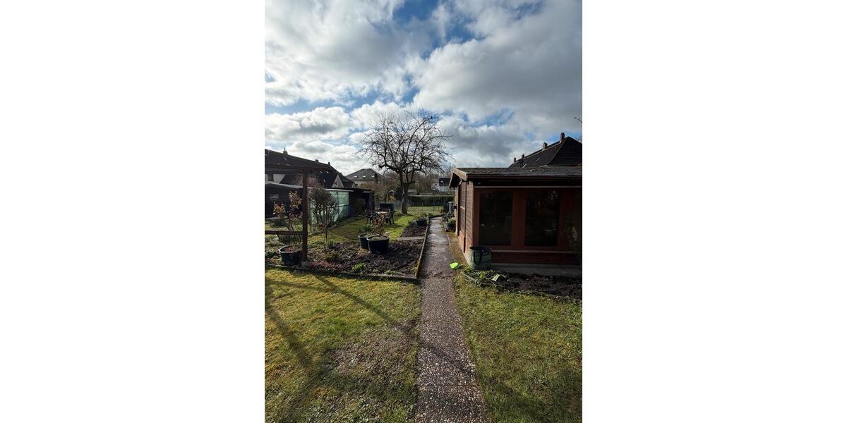 Reihenhaus Wetzlar Altenberger Straße - 8 Zimmer, 188 m&sup2;, 355.000&euro; | Angebot:26039509