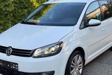 VW Touran 221.000 km 6.999 &euro; Friedberg (Hessen) 61169