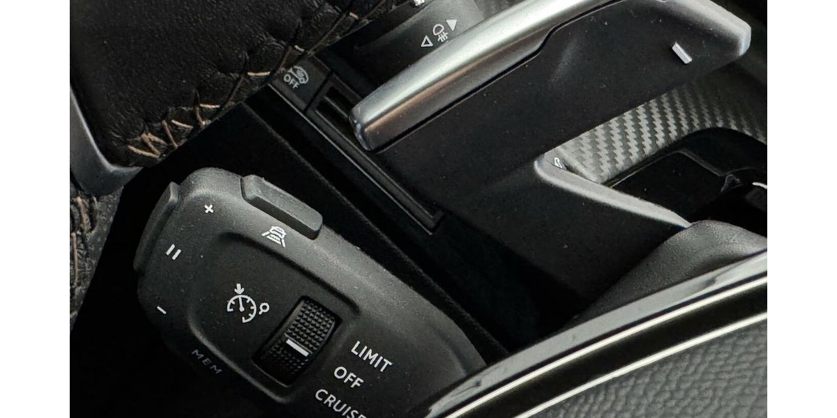 Peugeot 508 SW GT 130 BlueHdi FULL LED Panoramakamera 46.200 km 23.985 &euro; Lich 35423