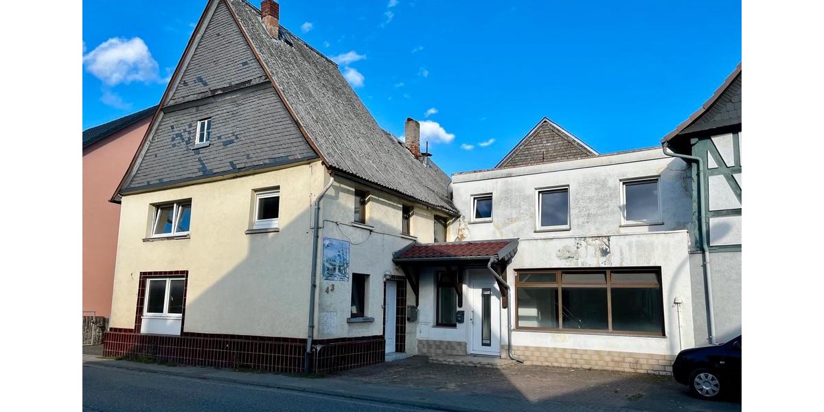 Mehrfamilienhaus, Wohnhaus Solms - 10 Zimmer, 360 m&sup2;, 129.500&euro; | Angebot:21031860