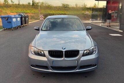 BMW 325 99.000 km 13.900 &euro; weimar 35096