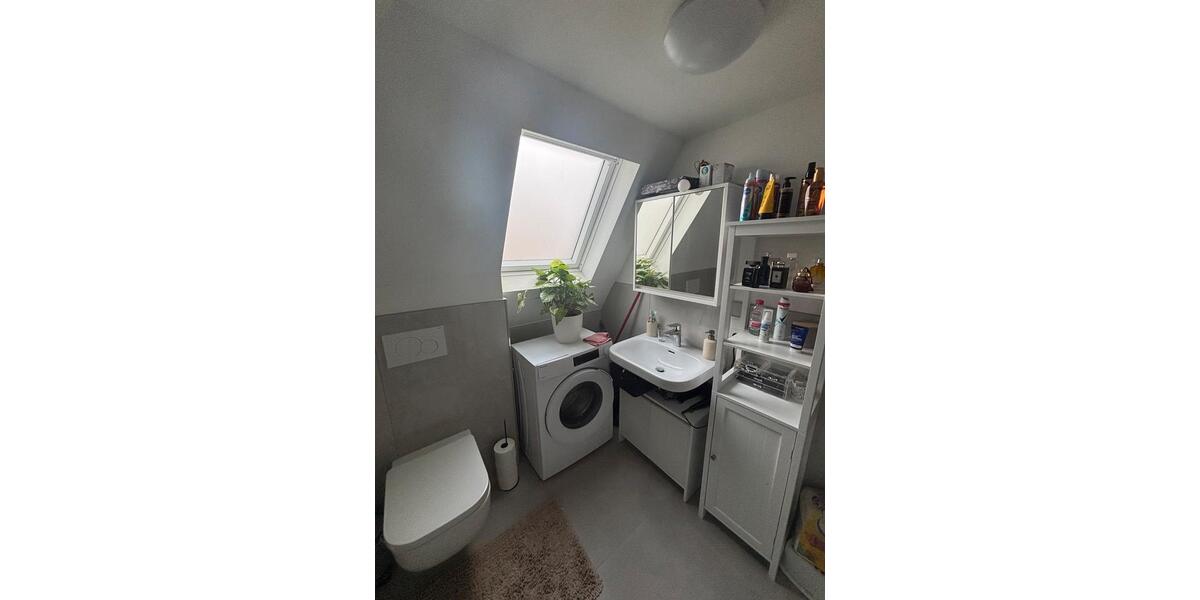 Dachgeschoßwohnung Gießen - 2 Zimmer, 60 m&sup2;, 950&euro; | Angebot:25233666