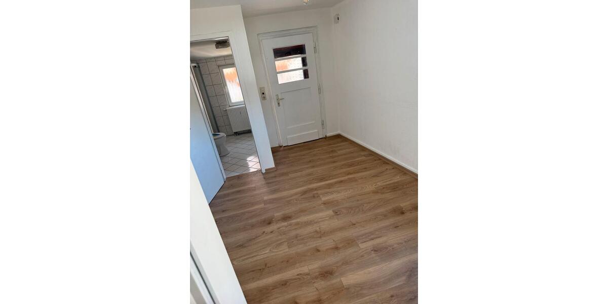 Etagenwohnung Herborn - 3 Zimmer, 65 m&sup2;, 590&euro; | Angebot:25754997