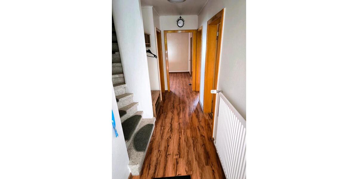 Einfamilienhaus Biebertal - 6 Zimmer, 130 m&sup2;, 280.000&euro; | Angebot:27002301