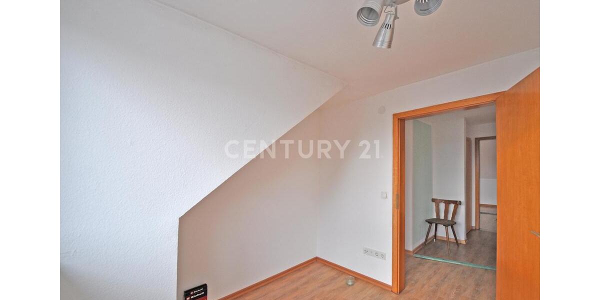 Etagenwohnung Gießen - 3 Zimmer, 76 m&sup2;, 895&euro; | Angebot:26003345