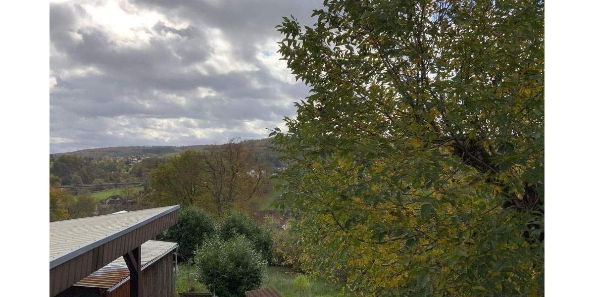 Mehrfamilienhaus, Wohnhaus Leun Stockhausen - 8 Zimmer, 185 m&sup2;, 294.000&euro; | Angebot:25674287