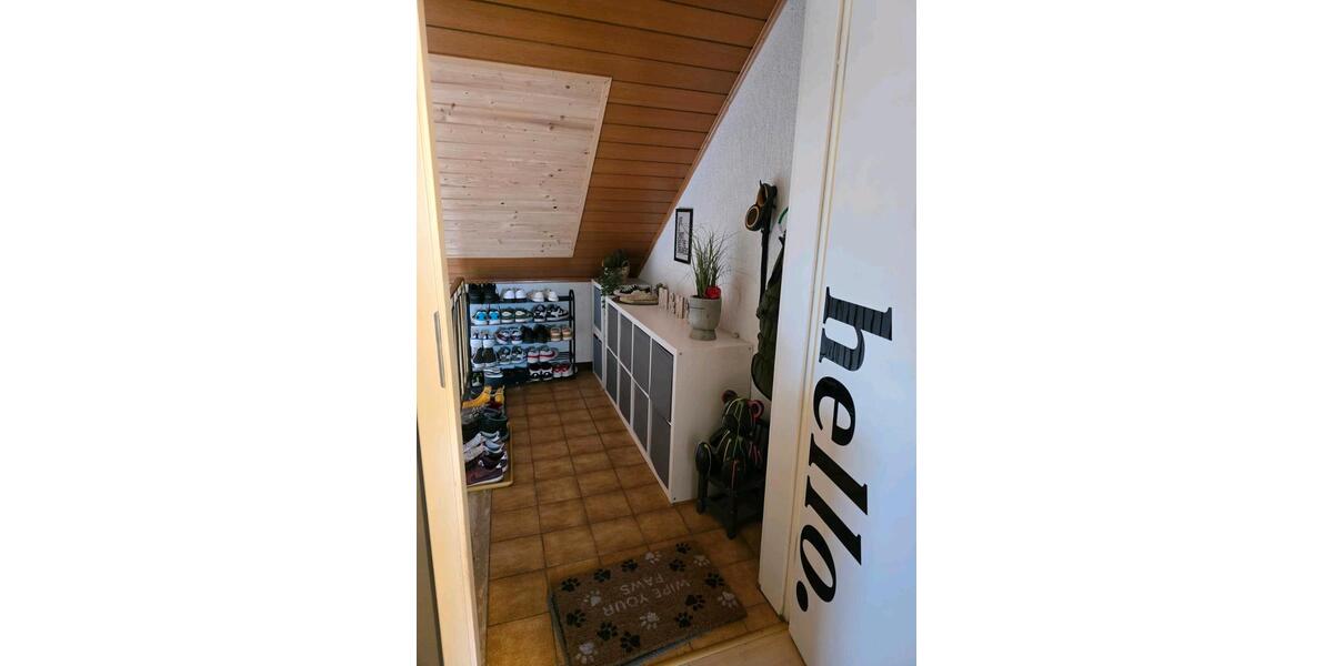 Etagenwohnung Pohlheim - 3 Zimmer, 100 m&sup2;, 960&euro; | Angebot:25883067