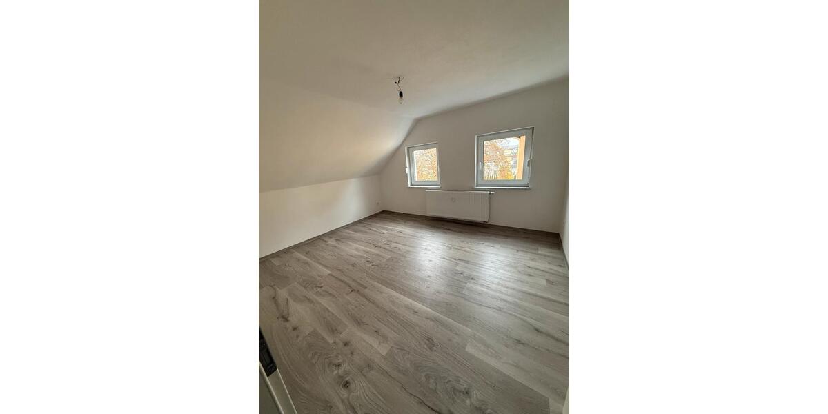 Dachgeschoßwohnung Hüttenberg - 2 Zimmer, 65 m&sup2;, 790&euro; | Angebot:25613905