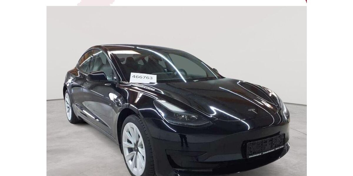 Tesla Model 3 51.197 km 27.289 &euro; Fernwald-Steinbach 35463