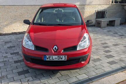 Renault Clio 98.500 km 3.100 &euro; Weilmünster 35789