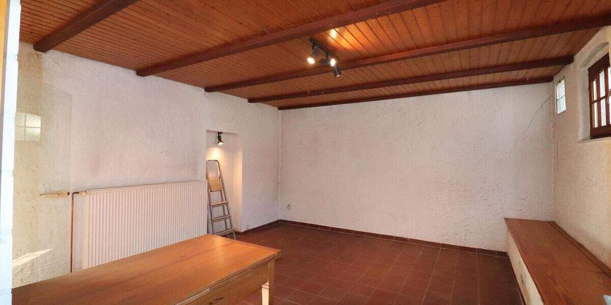 Bauernhaus, Landhaus Echzell Gettenau - 9 Zimmer, 171 m&sup2;, 350.000&euro; | Angebot:25772102