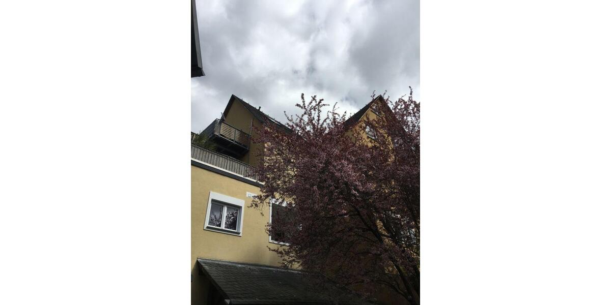 Etagenwohnung Wetzlar - 3 Zimmer, 121 m&sup2;, 1.100&euro; | Angebot:26676030
