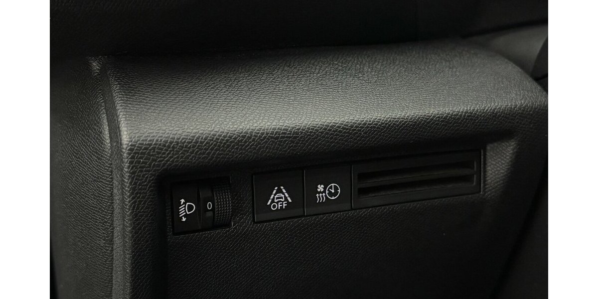 Citroen C4 e- 136 Feel 50KWh SHZ Batteriezertifikat 39.100 km 15.220 &euro; Lich 35423