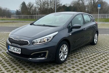 Kia ceed / Ceed 90.000 km 9.800 &euro; Wetzlar 35576