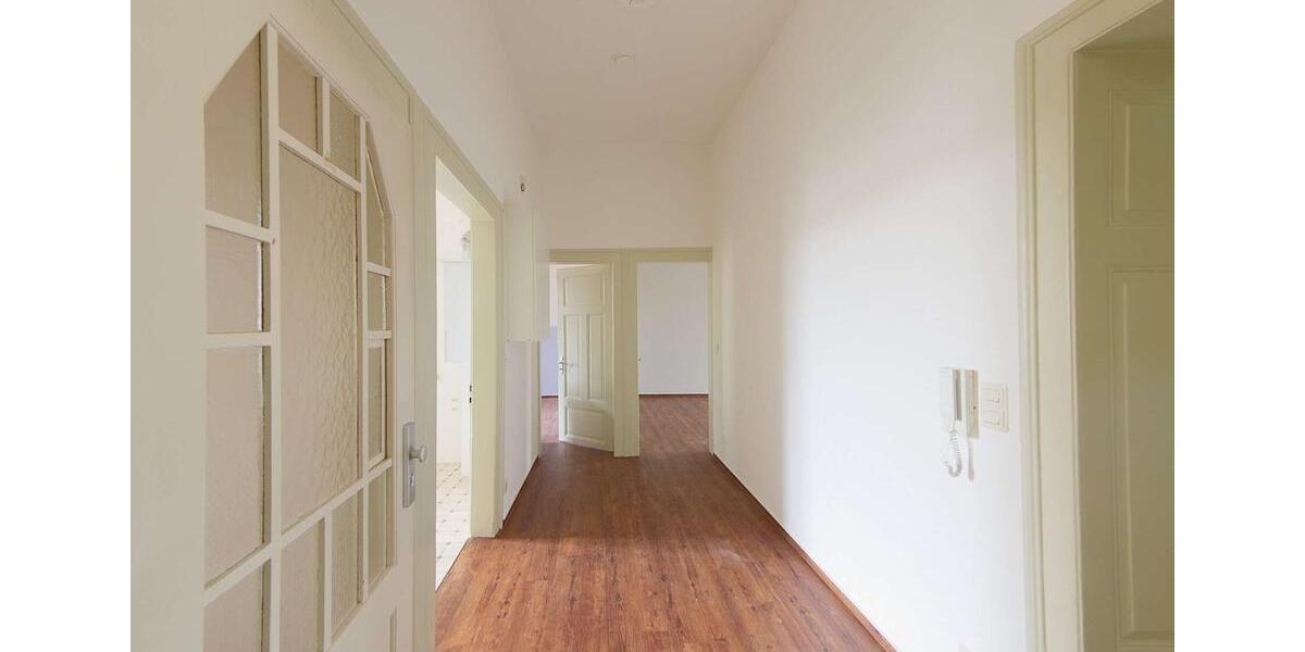 Etagenwohnung Bad Nauheim - 3 Zimmer, 113 m&sup2;, 1.300&euro; | Angebot:25960064