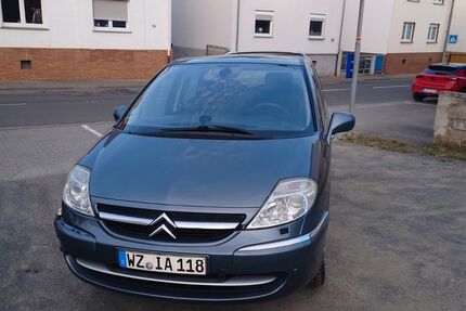 Citroen C8 281.524 km 4.800 &euro; Lahnau 35633