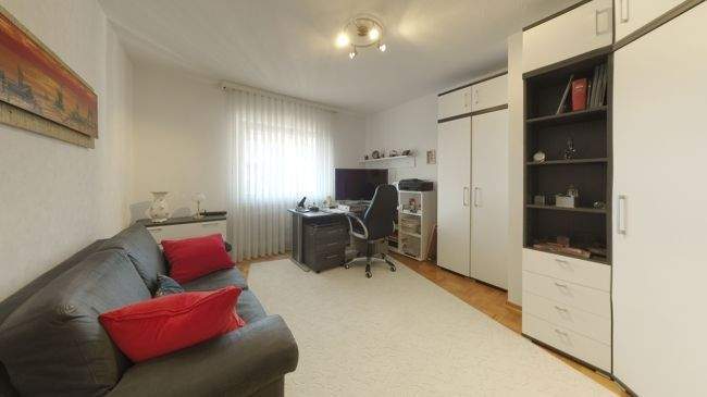 Einfamilienhaus Solms Burgsolms - 5 Zimmer, 207 m&sup2;, 464.000&euro; | Angebot:25662036