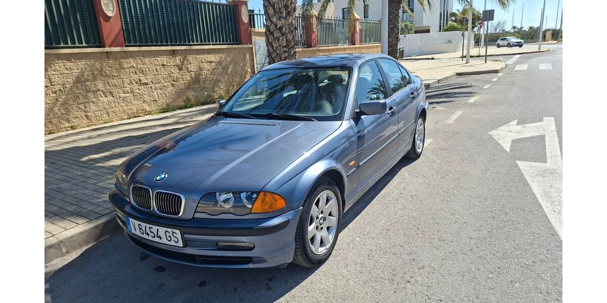 BMW 328 140.000 km 8.998 &euro; Buseck 35418