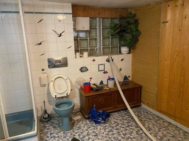 Bauernhaus, Landhaus Hüttenberg Vollnkirchen - 8 Zimmer, 233 m&sup2;, 265.000&euro; | Angebot:25780713