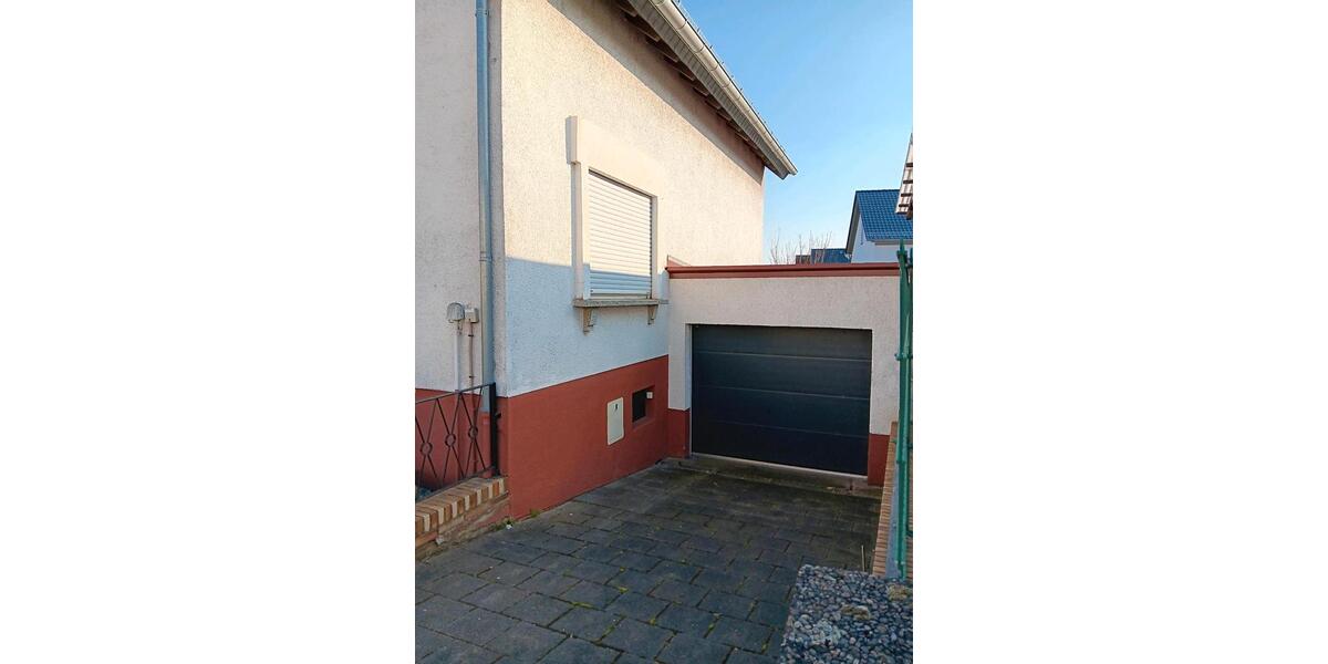 Einfamilienhaus Hüttenberg - 4 Zimmer, 140 m&sup2;, 400.000&euro; | Angebot:25640332