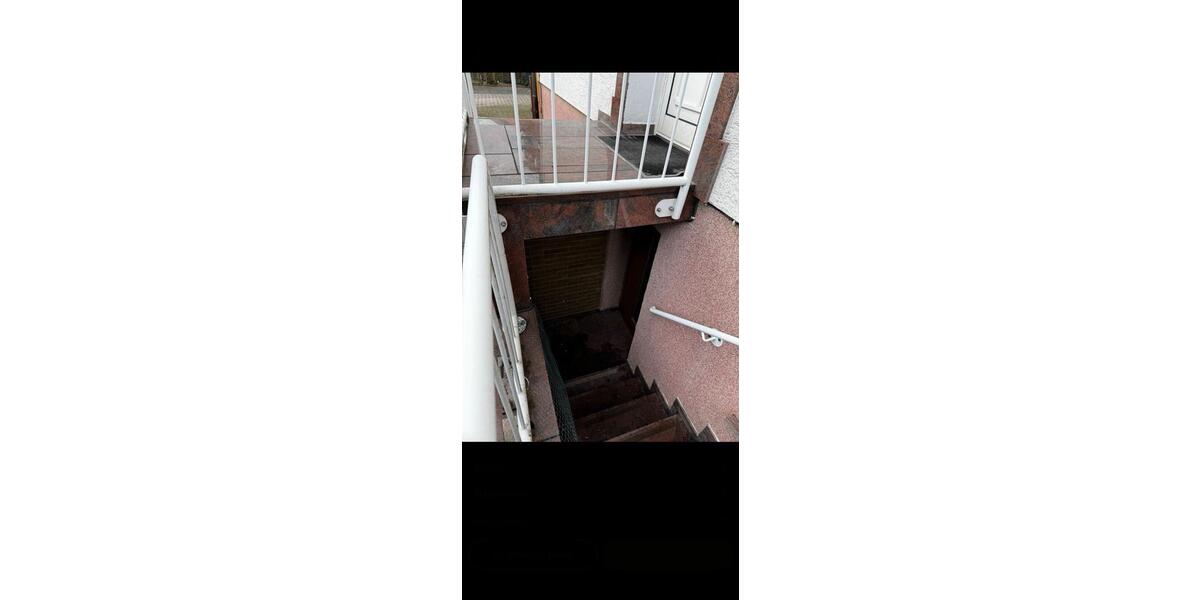 Mehrfamilienhaus, Wohnhaus Bad Nauheim - 8 Zimmer, 250 m&sup2;, 580.000&euro; | Angebot:24895558