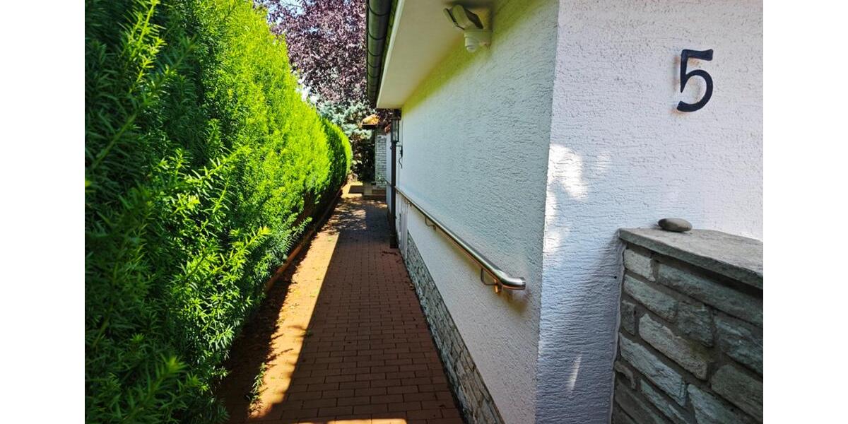 Einfamilienhaus Bad Nauheim - 10 Zimmer, 225 m&sup2;, 1.250.000&euro; | Angebot:21166315