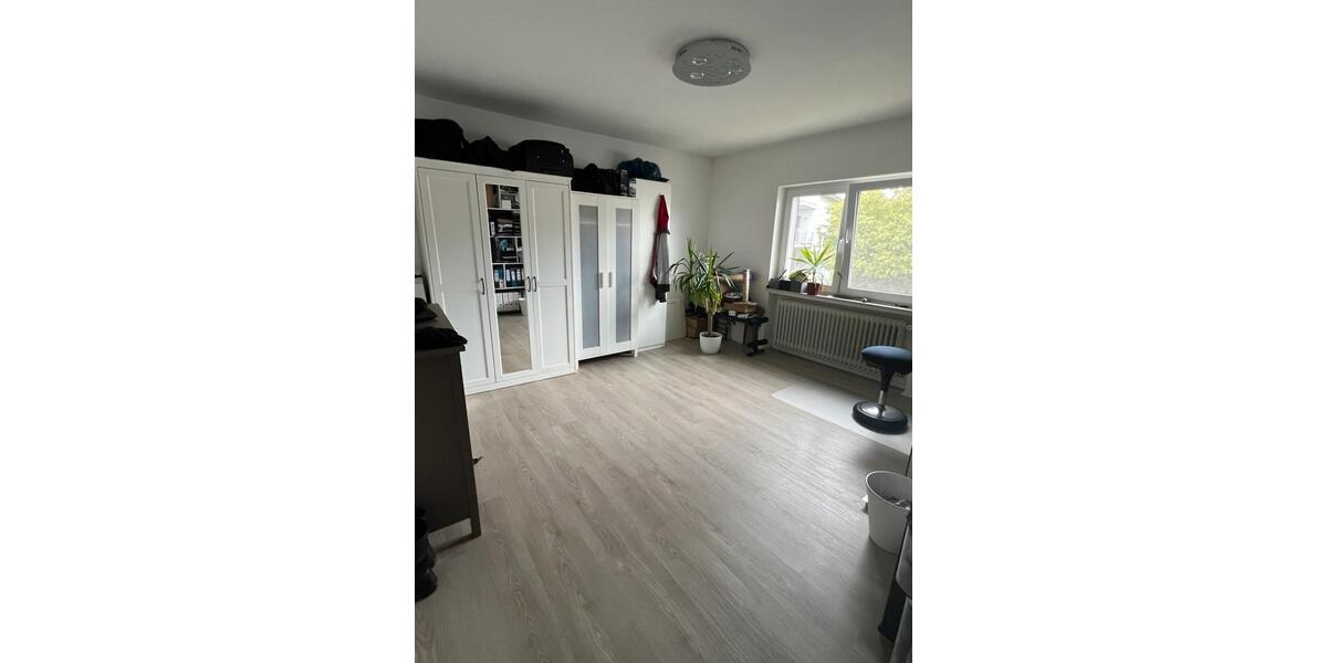 Einfamilienhaus Biebertal - 9 Zimmer, 280 m&sup2;, 650.000&euro; | Angebot:25428204