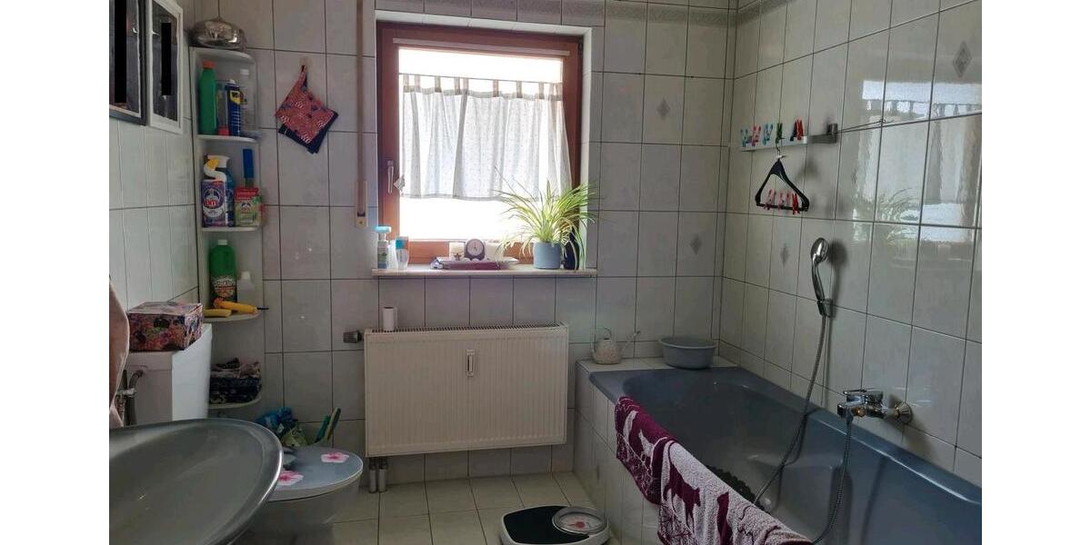 Mehrfamilienhaus, Wohnhaus Lohra - 9 Zimmer, 255 m&sup2;, 439.000&euro; | Angebot:26990901