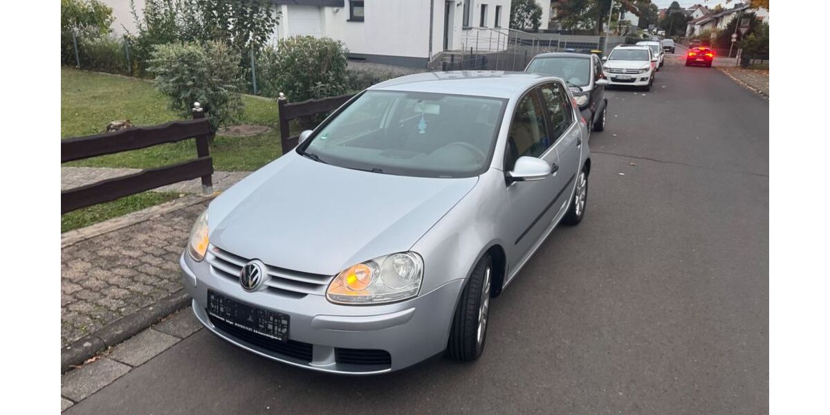 VW Golf 162.000 km 3.500 &euro; Lich 35423