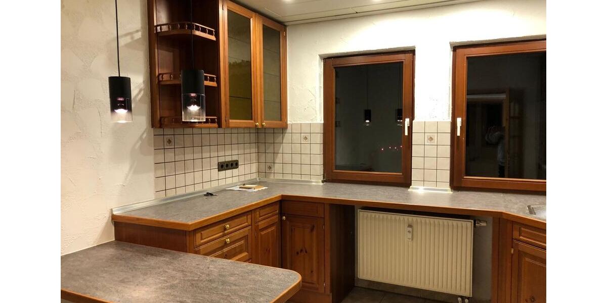 Dachgeschoßwohnung Marburg - 3 Zimmer, 95 m&sup2;, 950&euro; | Angebot:25261049
