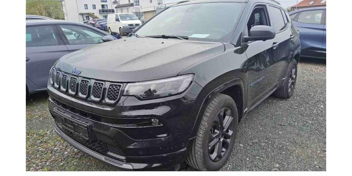 Jeep Compass 49.737 km 24.575 &euro; Pohlheim 35415