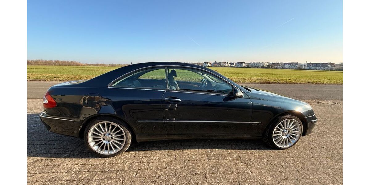Mercedes-Benz CLK 500 261.000 km 9.500 &euro; Bad Nauheim 61231