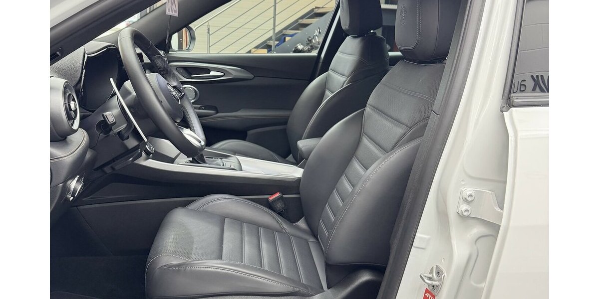 Alfa Romeo Tonale 1.5 VGT Veloce 48 V Hybrid LED 360° CAM 18.130 km 27.590 &euro; Lich 35423