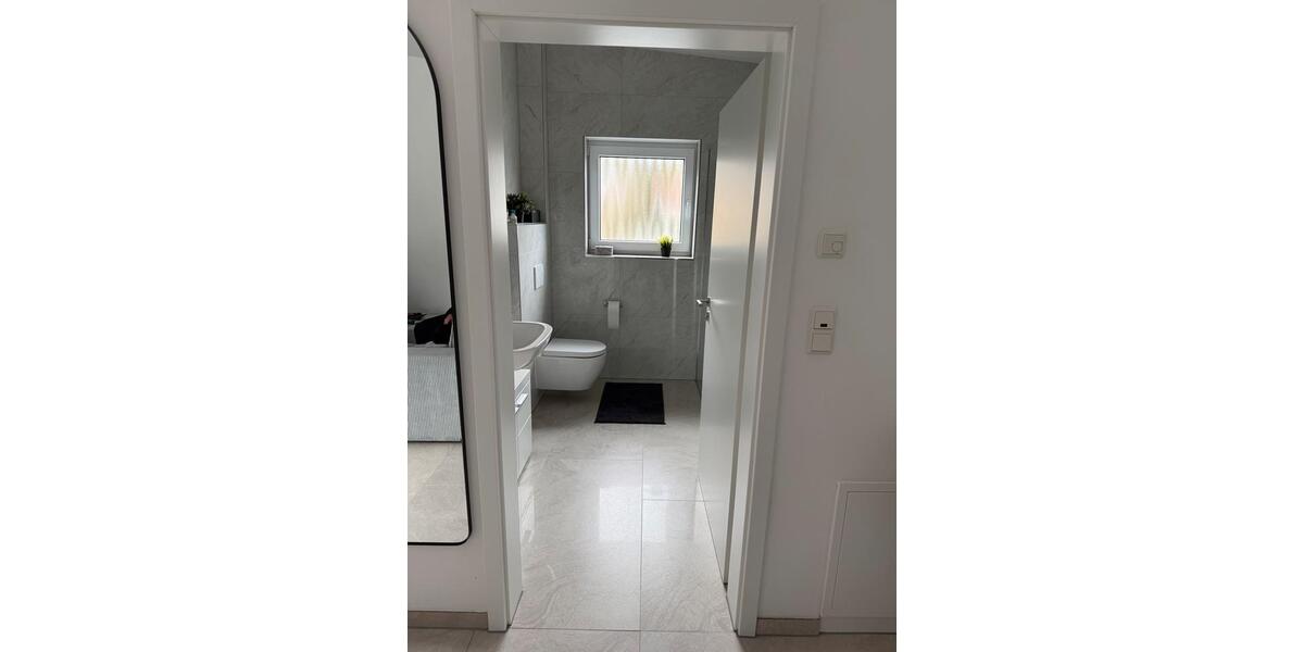 Dachgeschoßwohnung Solms - 2 Zimmer, 60 m&sup2;, 860&euro; | Angebot:25923520