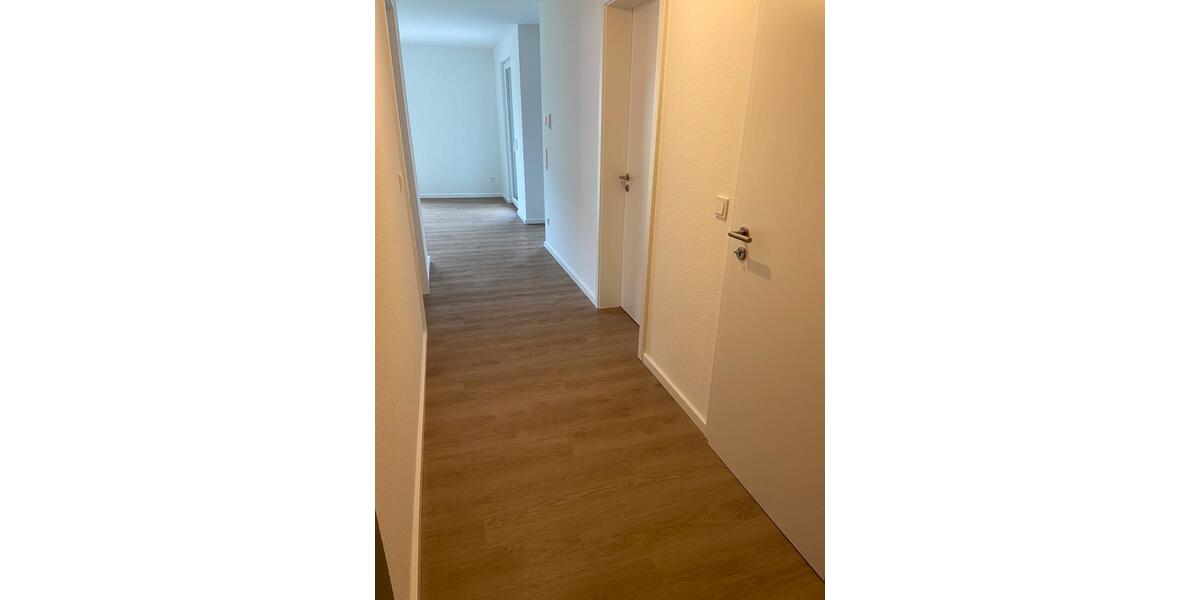 Etagenwohnung Ebsdorfergrund - 3 Zimmer, 99 m&sup2;, 1.200&euro; | Angebot:26024537