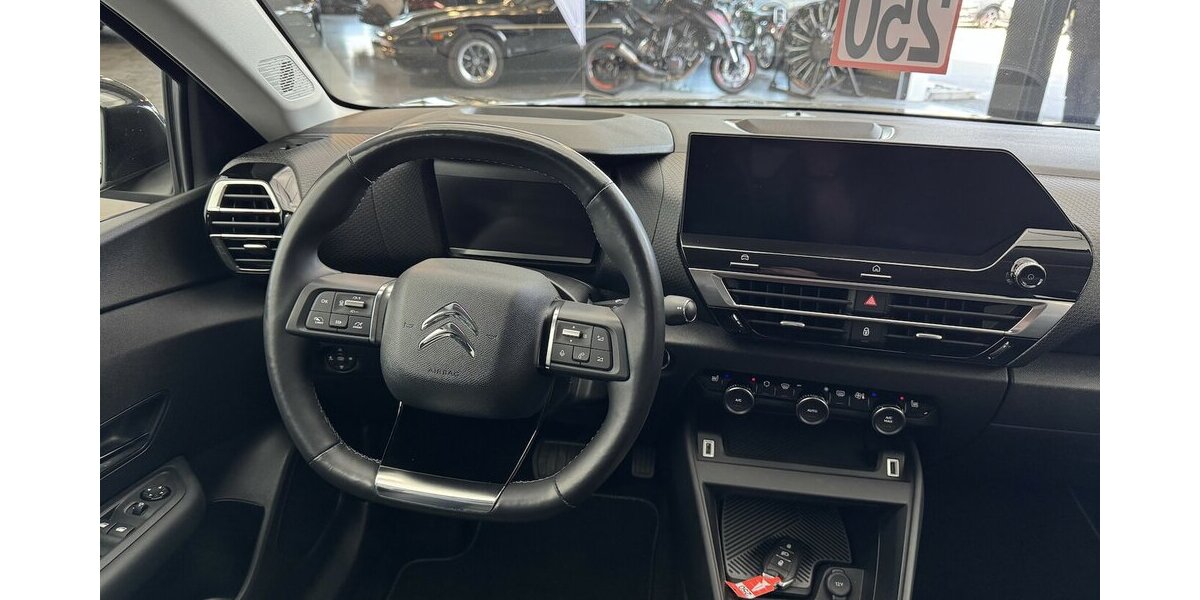 Citroen e-C4 e- 136 Shine 50 KWh LED CARPLAY 43.800 km 16.570 &euro; Lich 35423