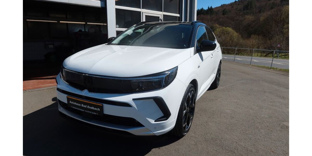 Opel Grandland (X) 51.950 km 23.990 &euro; Bad Endbach 35080