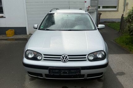 VW Golf 330.000 km 750 &euro; Wetzlar 35576